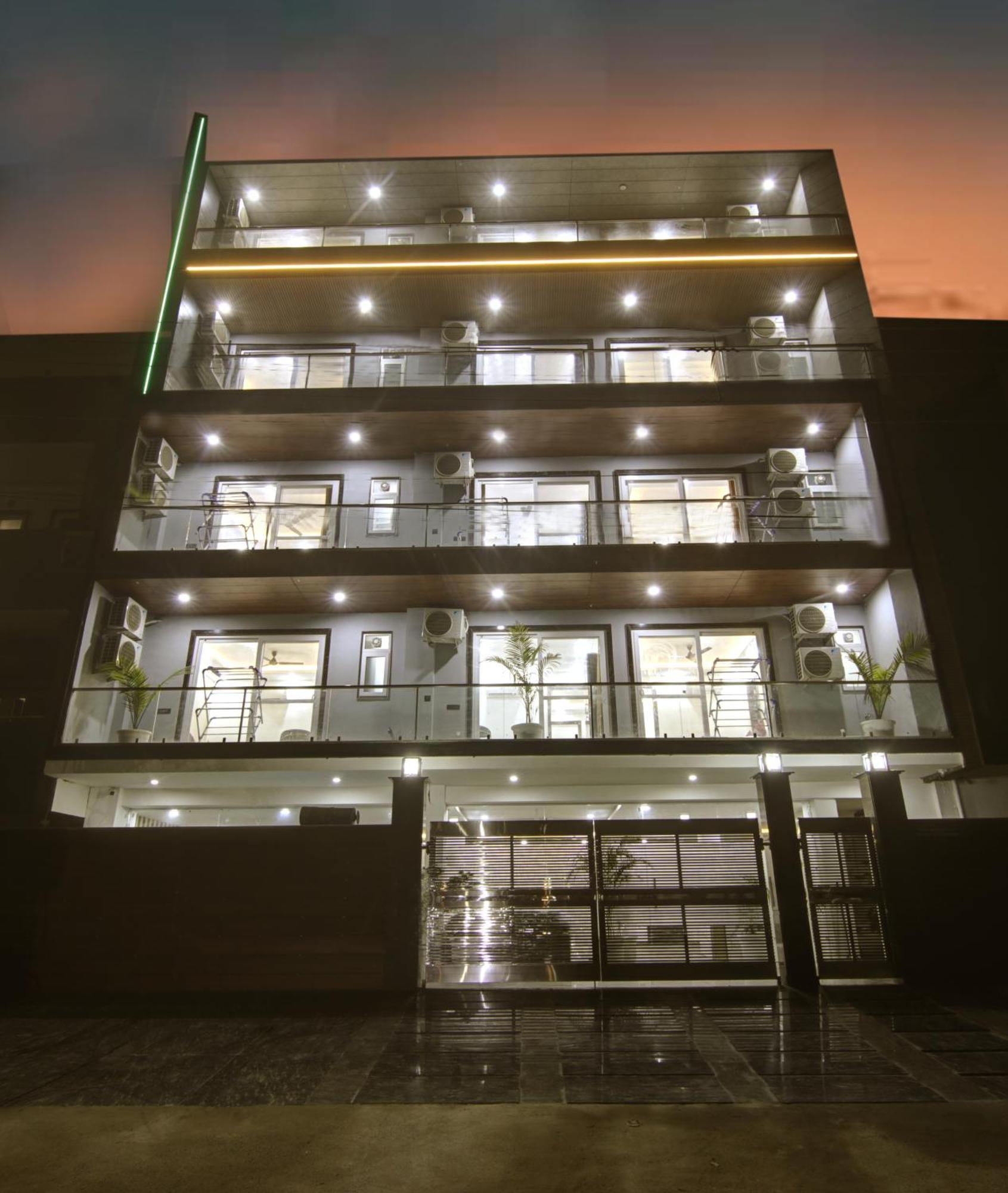 Limewood Stay - Millennium Huda City Center Gurgaon Exterior foto